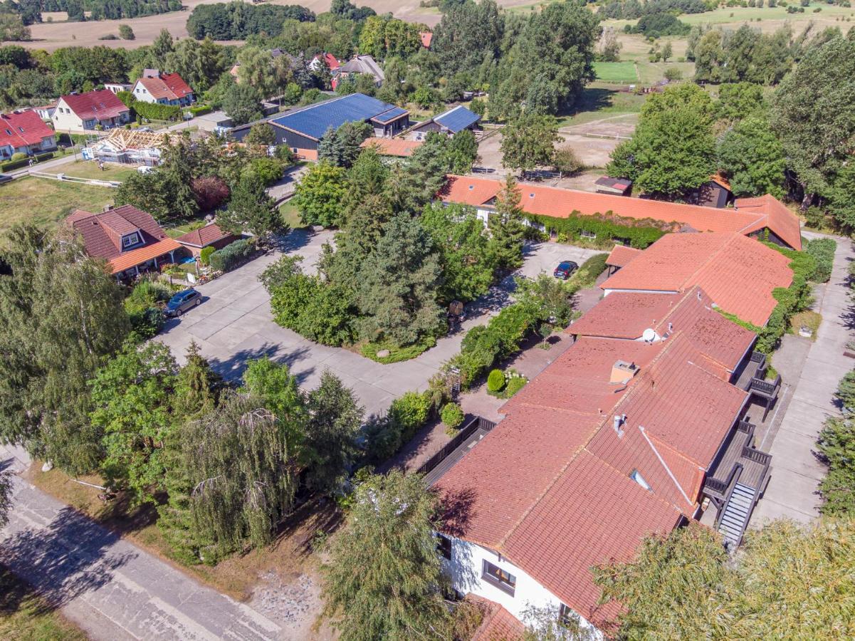 Landpension Dubnitz - Ferienwohnung 1 Sassnitz Extérieur photo