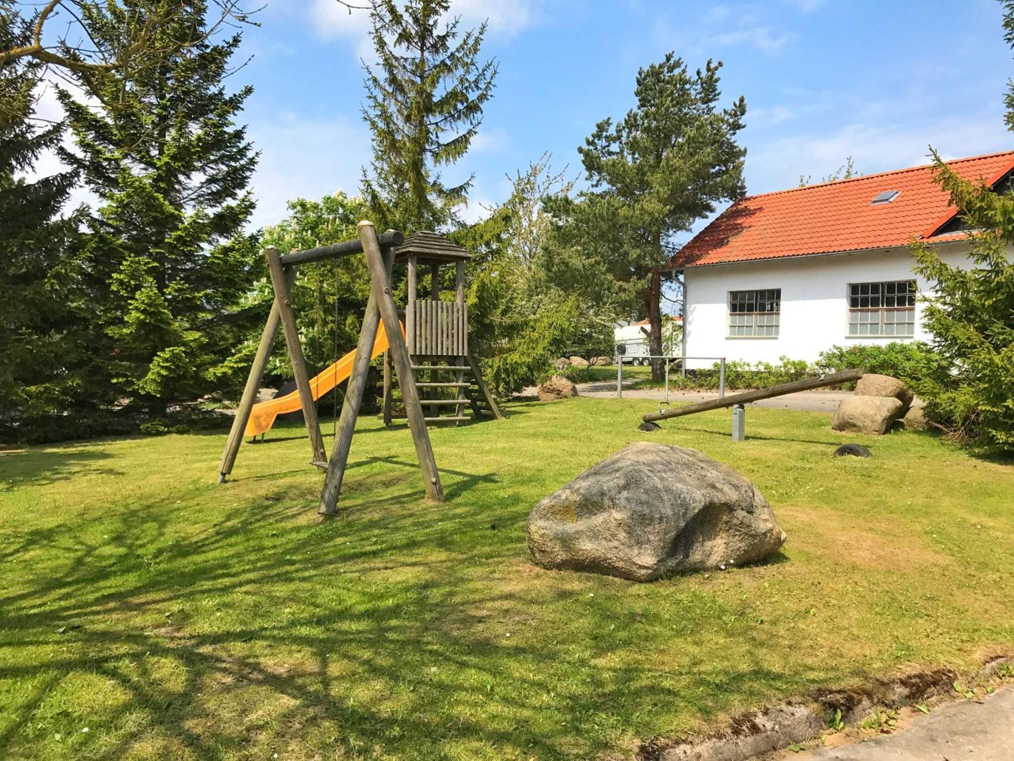 Landpension Dubnitz - Ferienwohnung 1 Sassnitz Extérieur photo